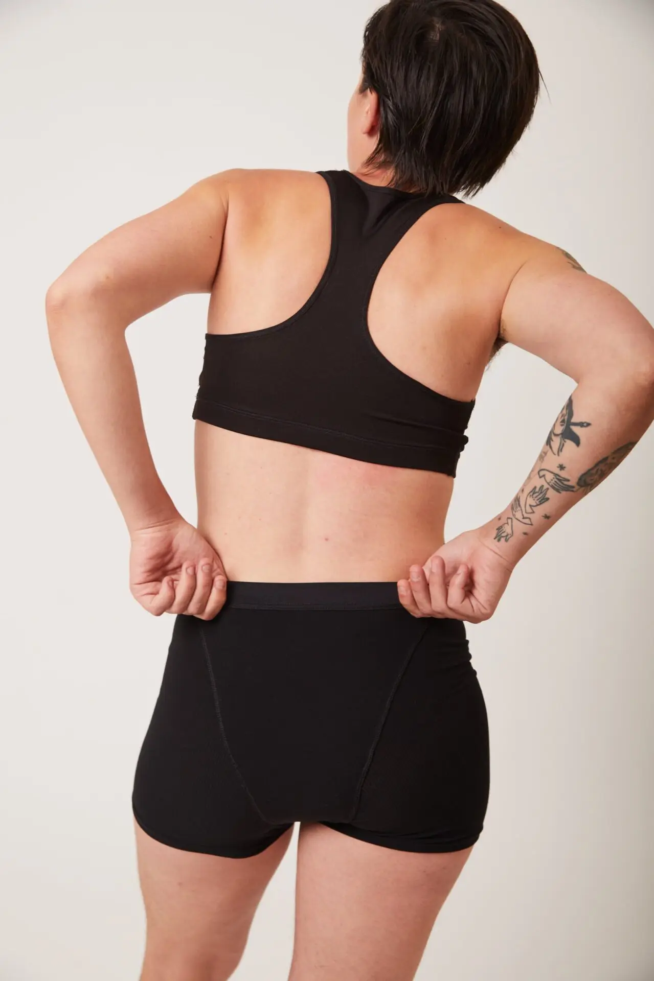 Hy-Shorts - immagine 6