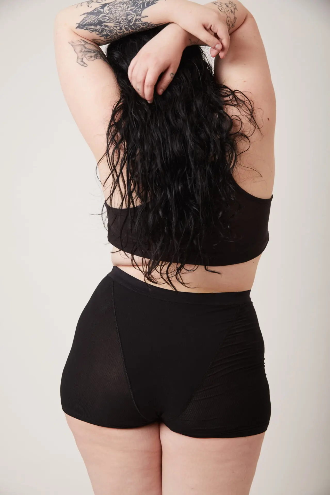 Hy-Shorts - immagine 5