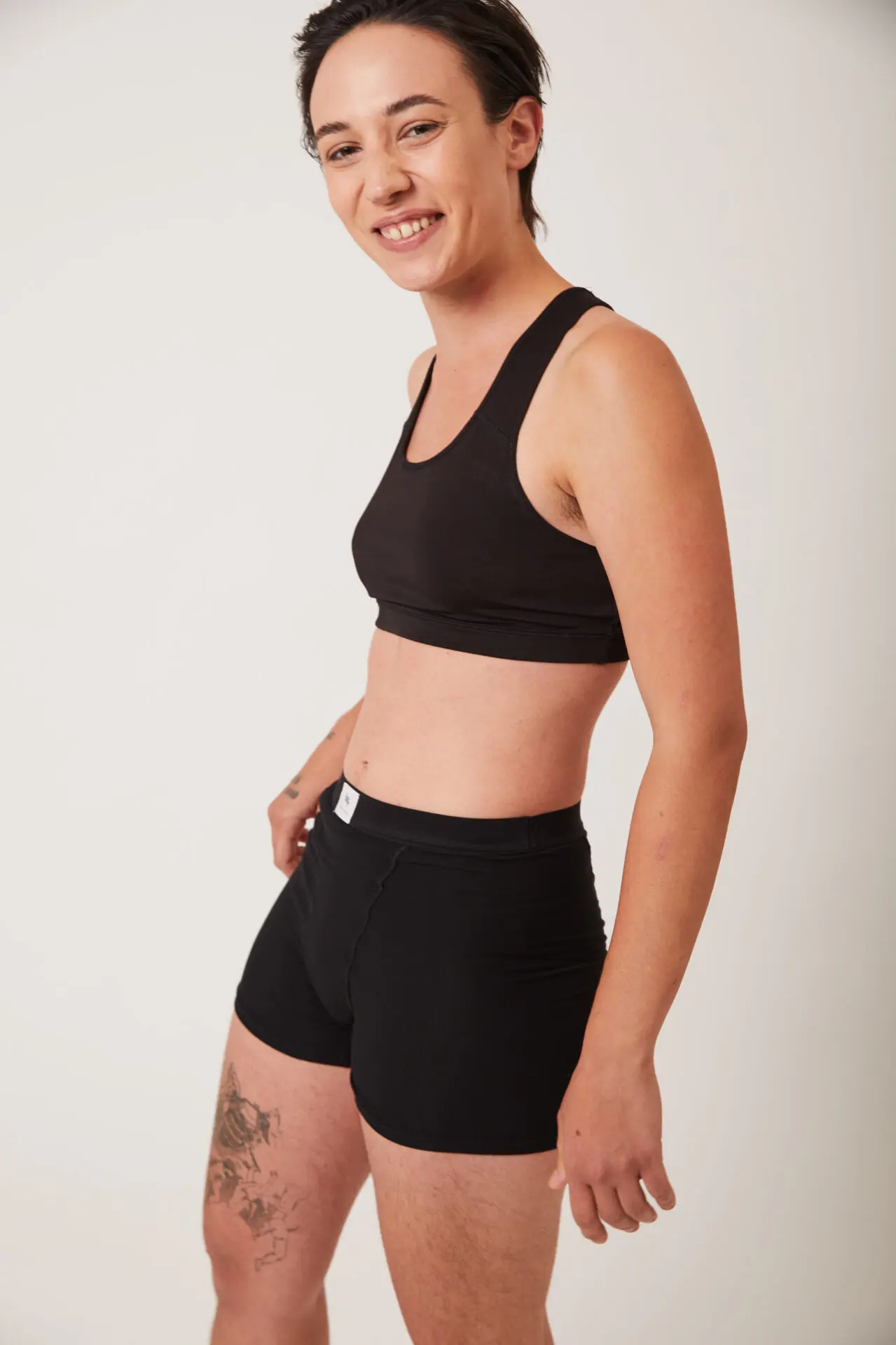 Hy-Shorts - immagine 4